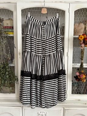 Trelise Cooper Black & White Striped Long Skirt